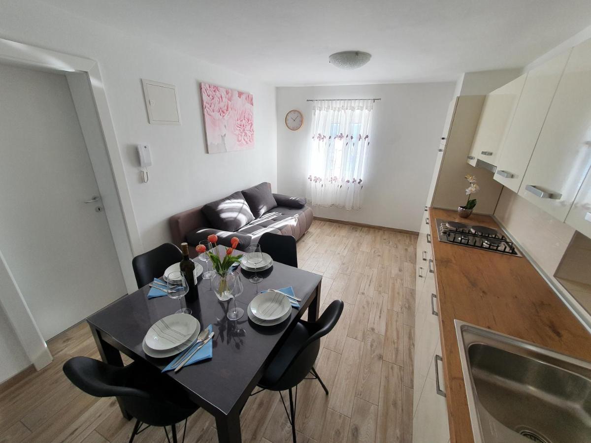 Apartaments Ukic Prvic Sepurine Buitenkant foto