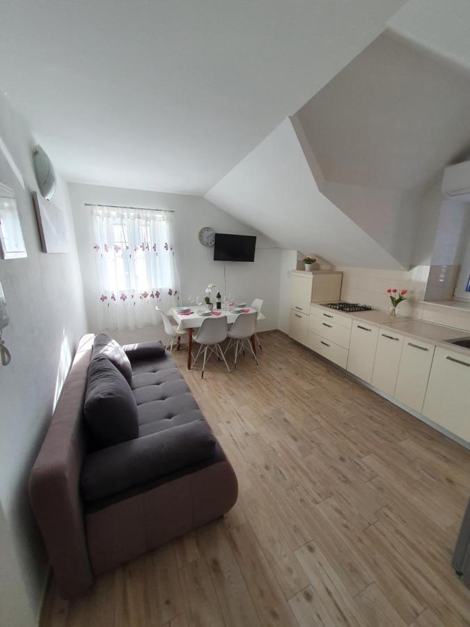 Apartaments Ukic Prvic Sepurine Buitenkant foto