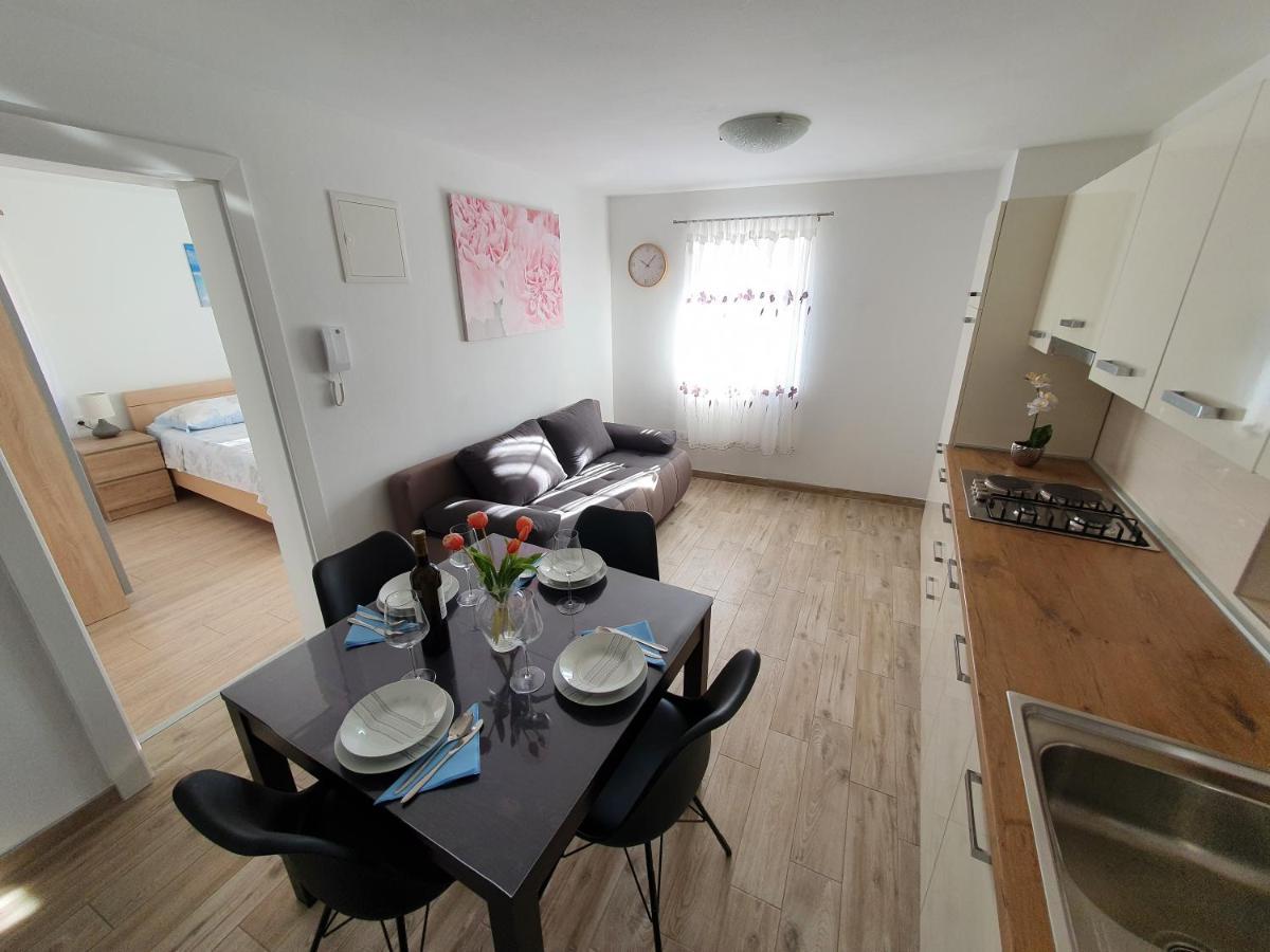 Apartaments Ukic Prvic Sepurine Buitenkant foto